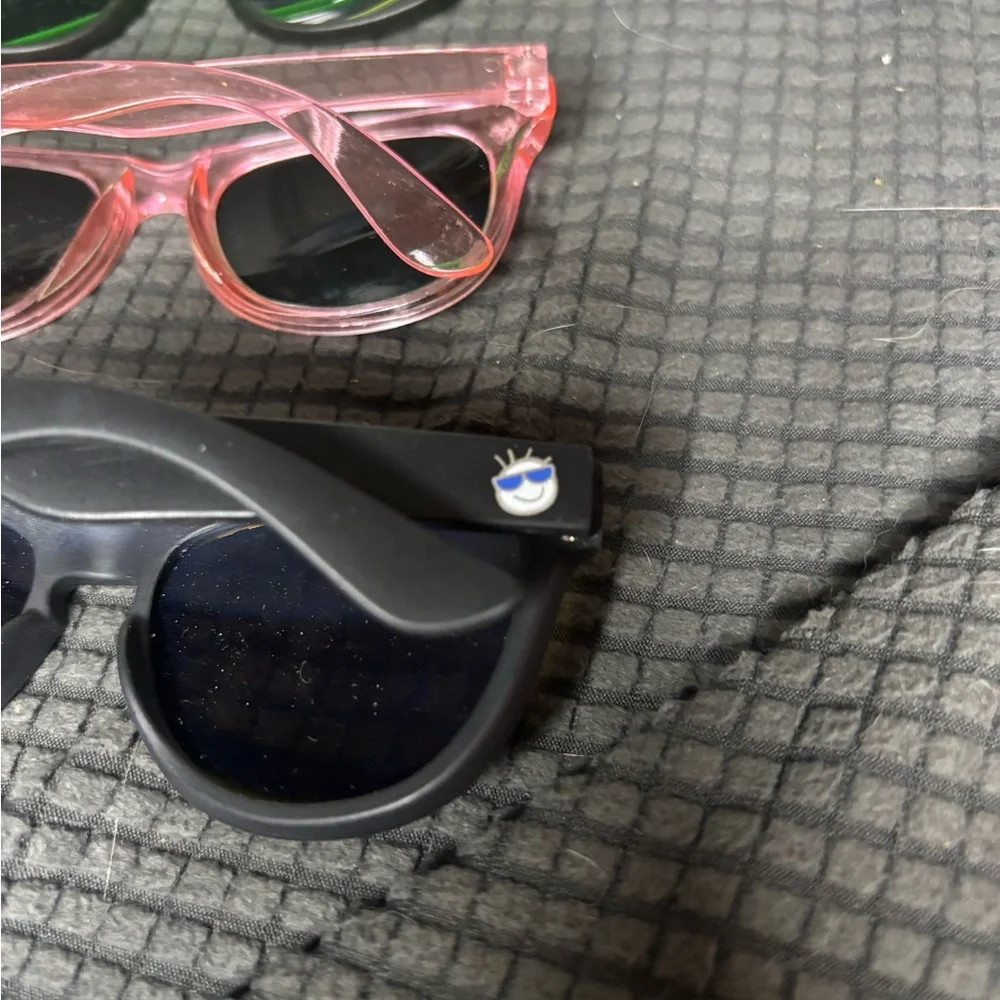 Stylish Kids Sunglasses Set of 5 Including MiniShades Polarized Glasses